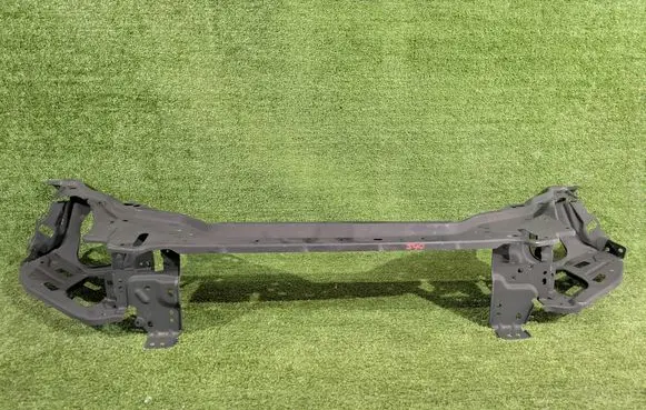 Volvo XC60 Radiator support slam panel 