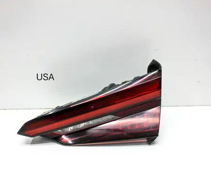 Tailgate rear/tail lights