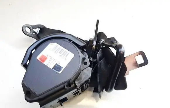 BMW 2 F22 F23 Rear seatbelt 626832100A A3729326702
