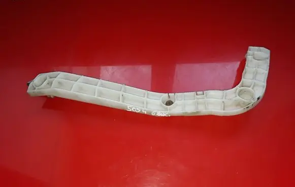 Suzuki Grand Vitara II Rear bumper mounting bracket NOCODE