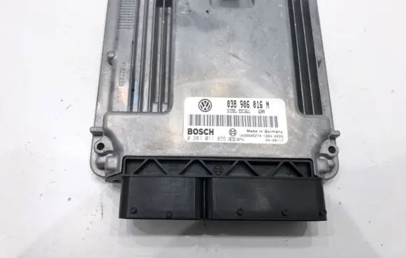 Volkswagen Transporter - Caravelle T5 Engine control unit/module ECU 038906016N