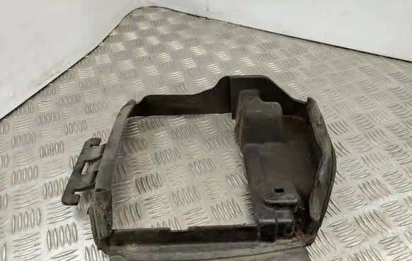 Peugeot 308 Intercooler air channel guide 9677363980