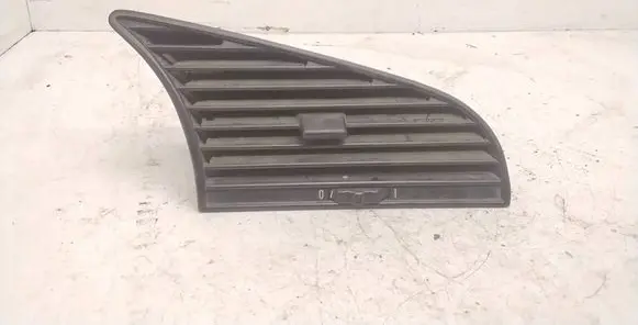 BMW 3 E36 Dash center air vent grill 1387011 E366422