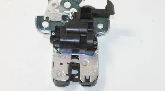 Audi A8 S8 D3 4E Tailgate/trunk/boot lock/catch/latch 4H0827505A