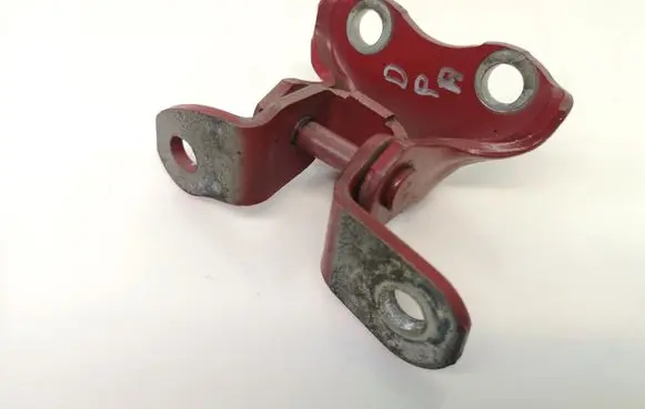 Toyota Yaris Front door lower hinge 