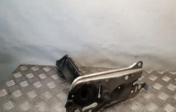 Audi 80 90 S2 B4 Top upper radiator support slam panel