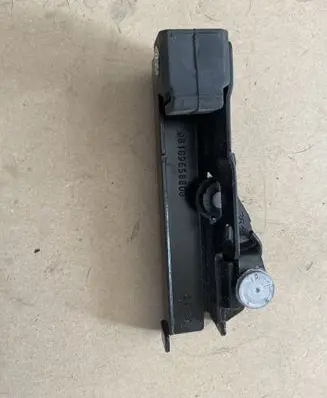 Peugeot Rifter Front door check strap stopper 9816965880