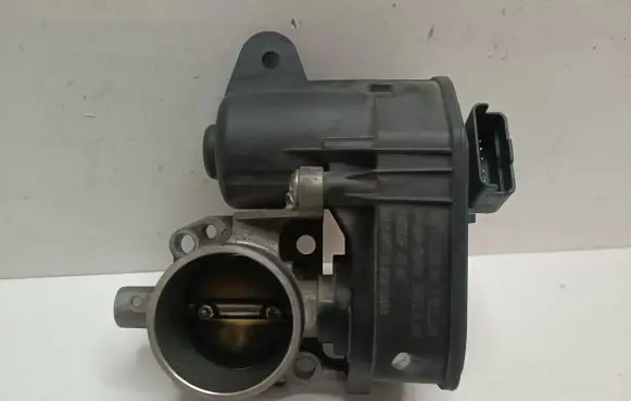 Citroen C4 Cactus Throttle valve 9673622380 83821888 27633K