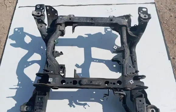 Mercedes-Benz GLE (W166 - C292) Front subframe A1663312040