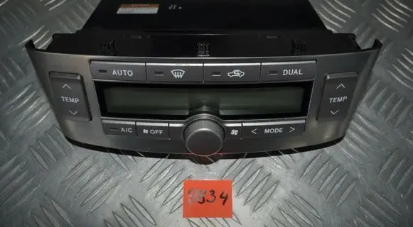 Toyota Avensis T250 Climate control unit 5590005202