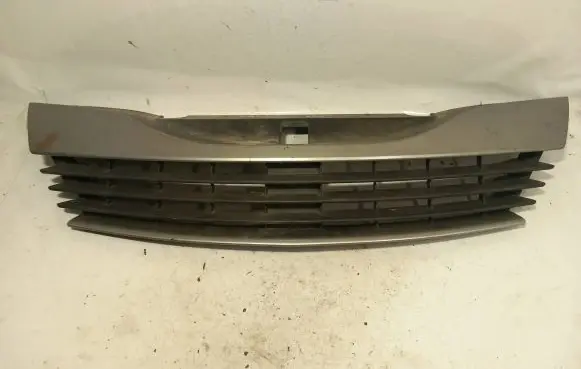 Renault Laguna II Front grill 42137