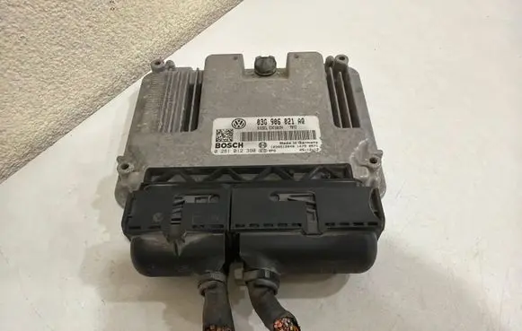 Volkswagen Caddy Engine control unit/module 03G906021AQ