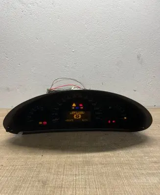 Mercedes-Benz C W203 Speedometer (instrument cluster) A2035401347 110080183