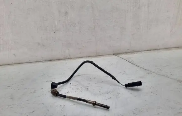 Audi A4 S4 B8 8K Exhaust gas temperature sensor 059905088AK