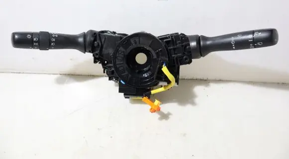 Peugeot 108 Light switch