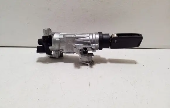 Audi A1 Ignition lock 1K0905851 82A837220Q 5Q1905865A
