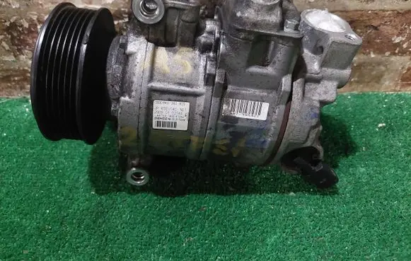 Audi A5 8T 8F Air conditioning (A/C) compressor (pump)