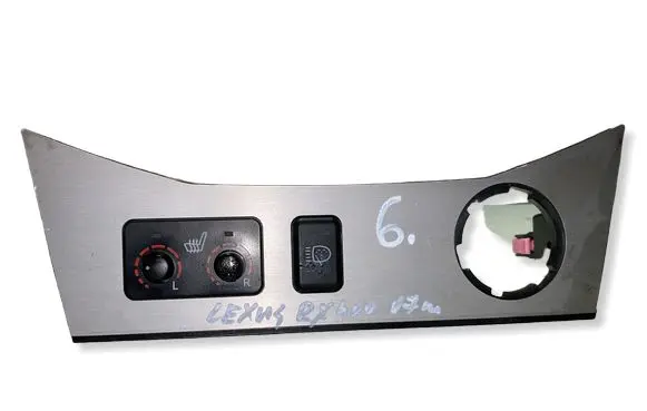 Lexus RX 330 - 350 - 400H Seat heating switch 453421
