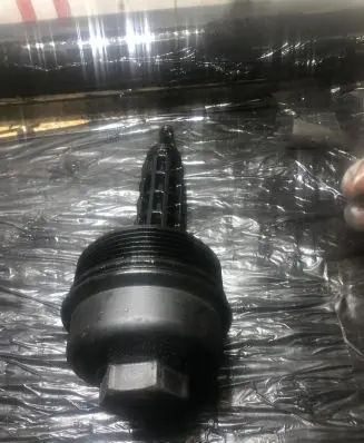 BMW 5 E60 E61 Oil filter cover 6740217339