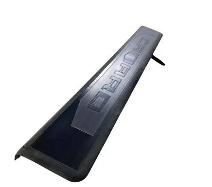 Chevrolet Camaro Front sill trim cover 84127637 23413437