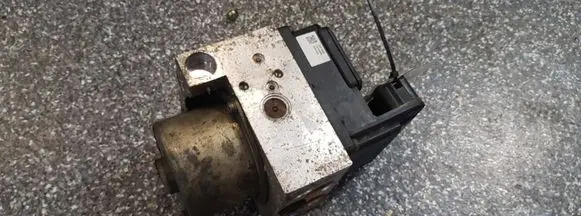 Nissan X-Trail T30 ABS Pump 47600AR005
