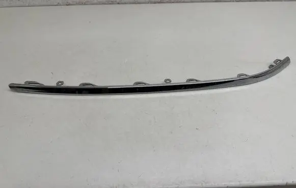 Volkswagen PASSAT B7 Front bumper splitter molding 3AA853764