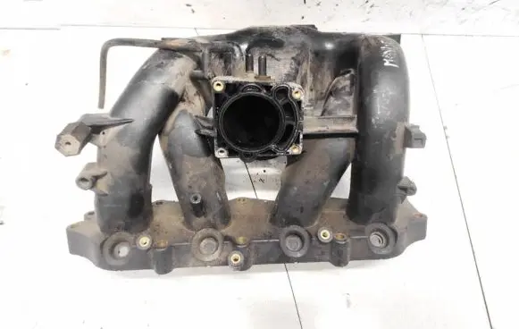Ford Mondeo MK II Intake manifold