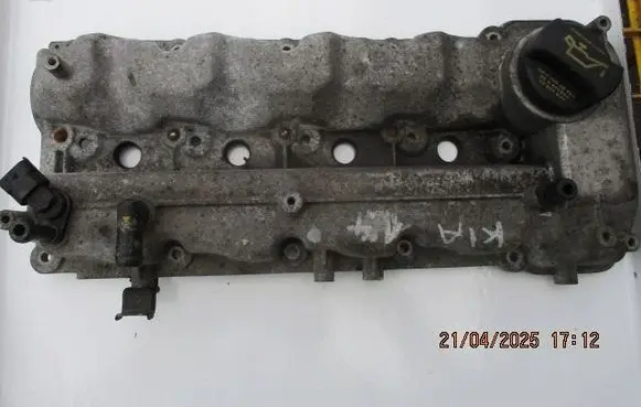 Volkswagen Golf IV Rocker cam cover 038103475L