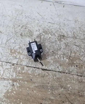 Audi A6 S6 C5 4B ESP acceleration yaw rate sensor 4B0907637A