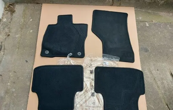 Seat Leon IV Car floor mat set