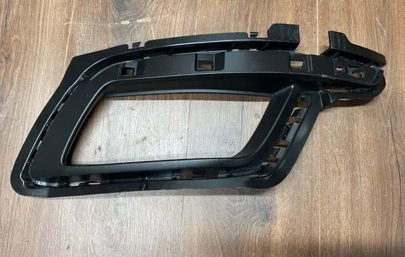 Porsche 992 Quarter panel pressure vent 992807941A