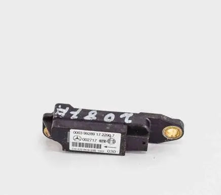 Mercedes-Benz S W220 Airbag deployment crash/impact sensor A2208204426 00039928917