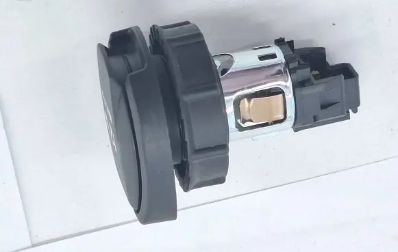 Mercedes-Benz C W204 12 V Socket (front) 