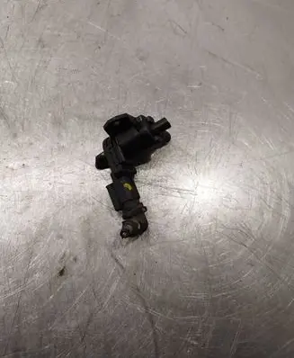 Citroen DS3 Turbo solenoid valve 9688124580