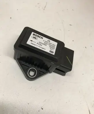 Land Rover Discovery 3 - LR3 ESP (stability program) switch 0265005283