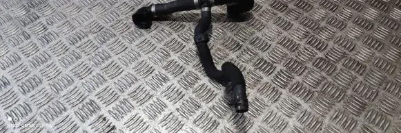Mercedes-Benz CLS C218 X218 Engine coolant pipe/hose A2125013984