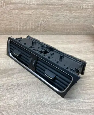 Audi A4 S4 B8 8K Dash center air vent grill 06485006 06485005
