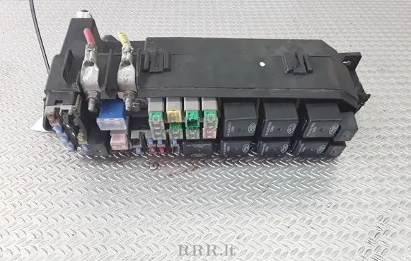 Ford Maverick Fuse module
