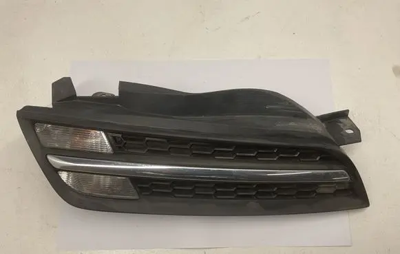 Nissan Micra Front bumper lower grill 62320BC400