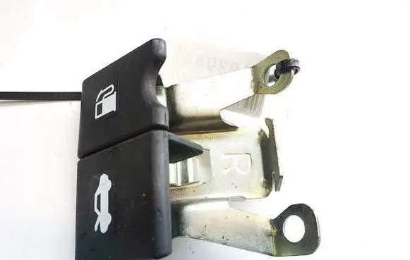 Nissan Juke I F15 Engine bonnet (hood) release handle 