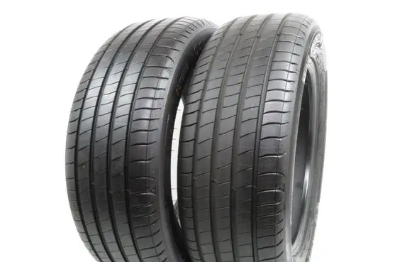 Volkswagen Golf V R16 summer tire 