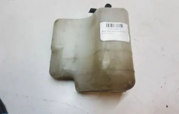 Mitsubishi Pajero Coolant expansion tank/reservoir