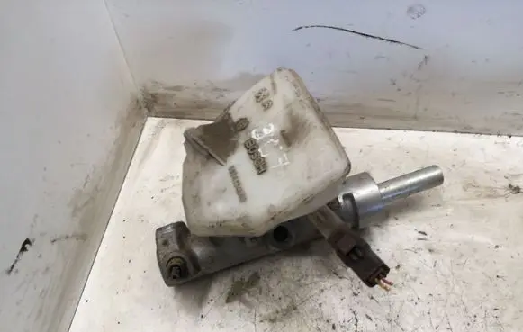 Peugeot 307 Master brake cylinder 0204224576