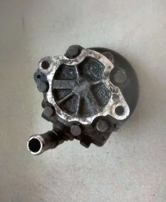 Ford Galaxy Power steering pump 7M0145157B