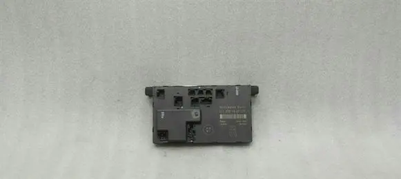 Mercedes-Benz E W211 Door control unit/module A2118701026