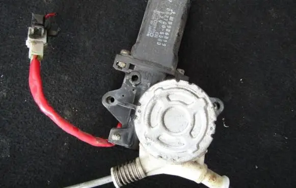 Mitsubishi Galant Rear door window regulator motor mb926819 062100-5580