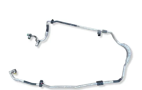 BMW 3 E90 E91 Air conditioning (A/C) pipe/hose 9151736 9151733