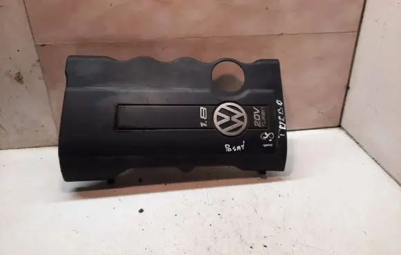 Volkswagen PASSAT B5 Engine cover (trim) 058103724G