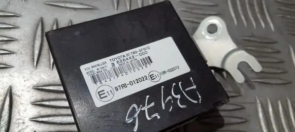 Toyota Corolla Verso AR10 Immobilizer control unit/module 626442000 626442-000