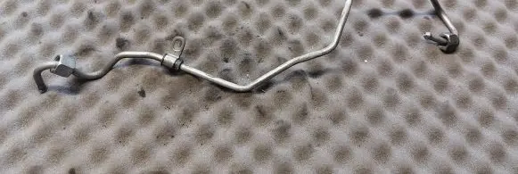 Mazda 3 III Fuel injector supply line/pipe 